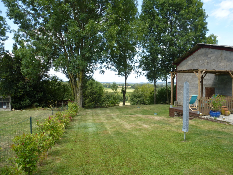 French property for sale in Saint-Léger-Bridereix, Creuse - &#8364;122,080 - photo 4