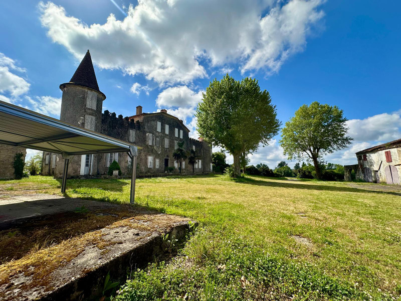 French property for sale in Betbezer-d'Armagnac, Landes - €580,000 - photo 2