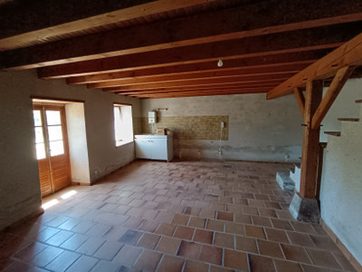 French property for sale in Auzances, Creuse - €82,500 - photo 10