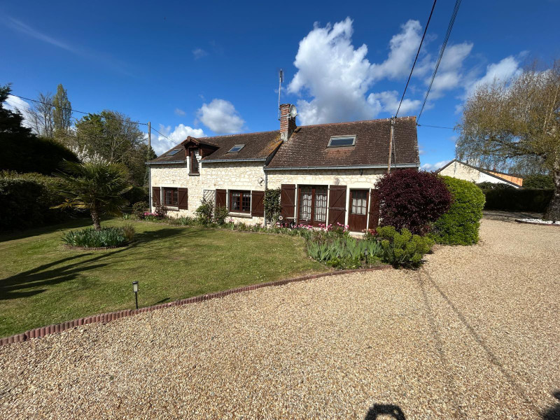 French property for sale in Noyant-Villages, Maine-et-Loire - €455,000 - photo 8