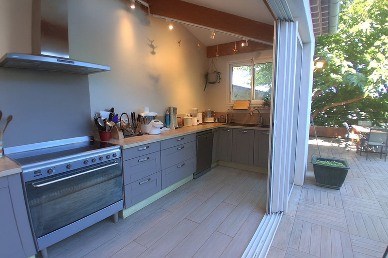 French property for sale in Roujan, Hérault - €495,000 - photo 6