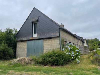 Grange à vendre à Tréal, Morbihan, Bretagne, avec Leggett Immobilier