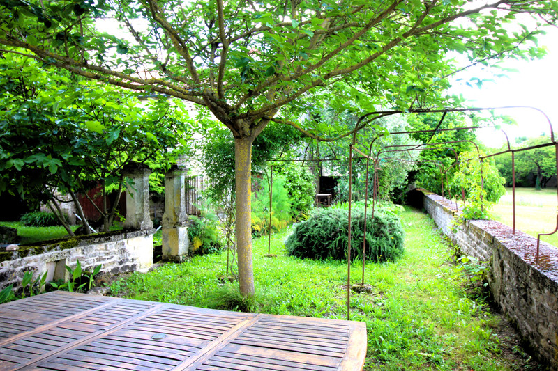 French property for sale in Salles-de-Villefagnan, Charente - €349,000 - photo 9