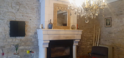 French property for sale in Ardin, Deux-Sèvres - €397,500 - photo 5
