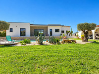 Propriété à vendre à Uzès, Gard - 690 000 € - photo n°1