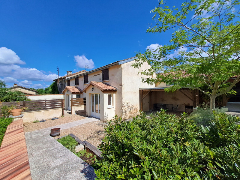French property for sale in Brettes, Charente - €499,000 - photo 9
