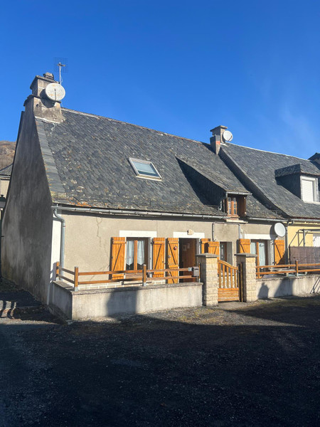 Maison à vendre à Saint-Bonnet-de-Condat, Cantal - 93.500 € - photo 1