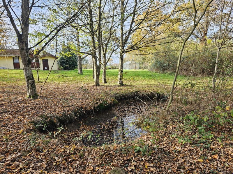 French property for sale in Couleuvre, Allier - €70,000 - photo 8