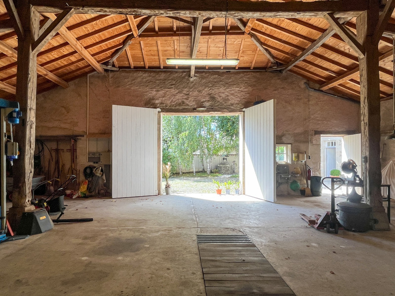 French property for sale in Poitiers, Vienne - €1,535,000 - photo 9