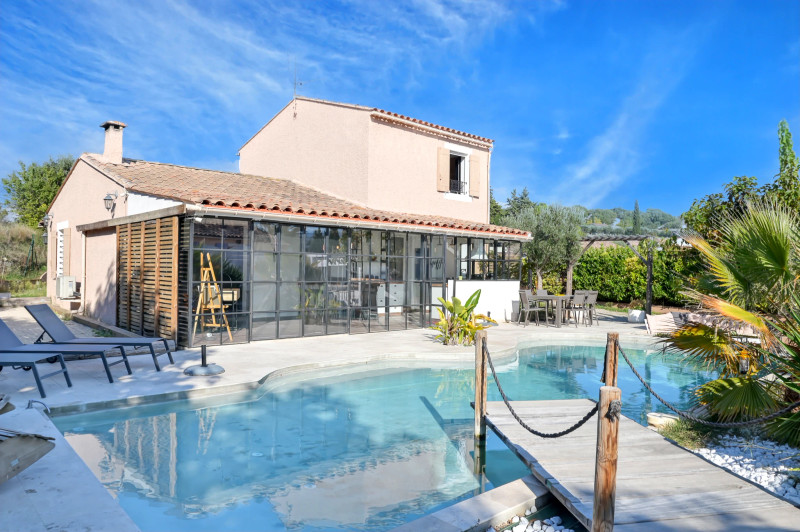 Propriété à vendre à Apt, Vaucluse - 465 000 €