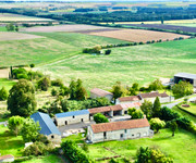 Terrace for sale in Monts-sur-Guesnes Vienne Poitou_Charentes