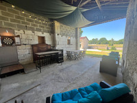 Maison à vendre à Bazac, Charente - 251.450 € - photo 9