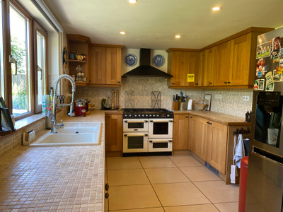 French property for sale in Plonévez-du-Faou, Finistère - €312,000 - photo 4