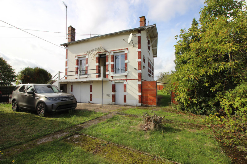 French property for sale in Poulaines, Indre - €122,475 - photo 6