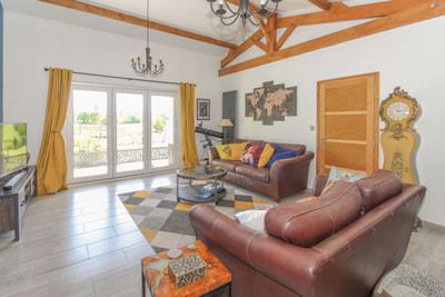 French property for sale in Beugnon-Thireuil, Deux-Sèvres - €275,000 - photo 3
