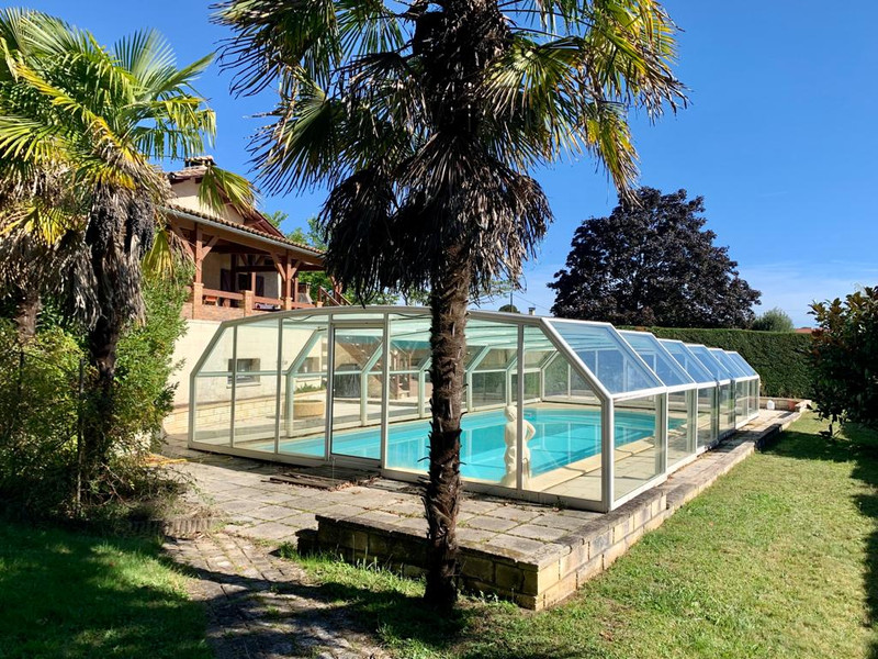 French property for sale in Saint-Savin, Gironde - €367,500 - photo 7