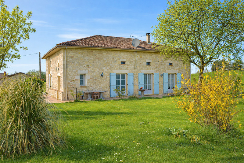 Propriété à vendre à Beaugas, Lot-et-Garonne - 386 900 €