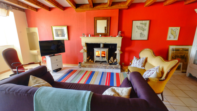 French property for sale in Landes, Charente-Maritime - €298,000 - photo 1
