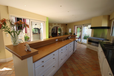 French property for sale in Lureuil, Indre - €1,195,000 - photo 4