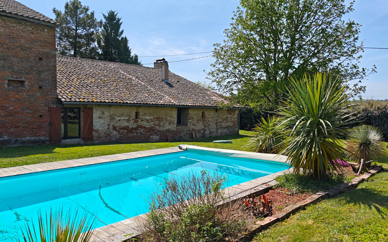 French property for sale in Montberon, Haute-Garonne - €420,000 - photo 8