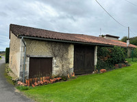 Maison à vendre à Saint-Romain, Charente - 162.000 € - photo 12