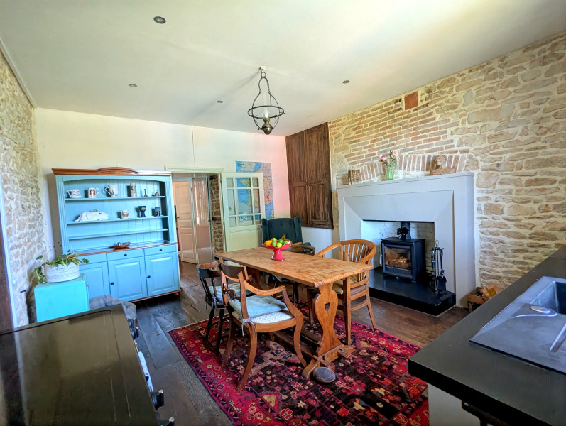 French property for sale in Voulême, Vienne - €178,200 - photo 2