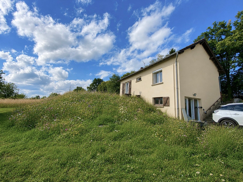 French property for sale in Saint-Cyr-les-Champagnes, Dordogne - €129,600 - photo 1