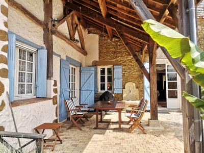 French property for sale in Bassoues, Gers - €340,000 - photo 2