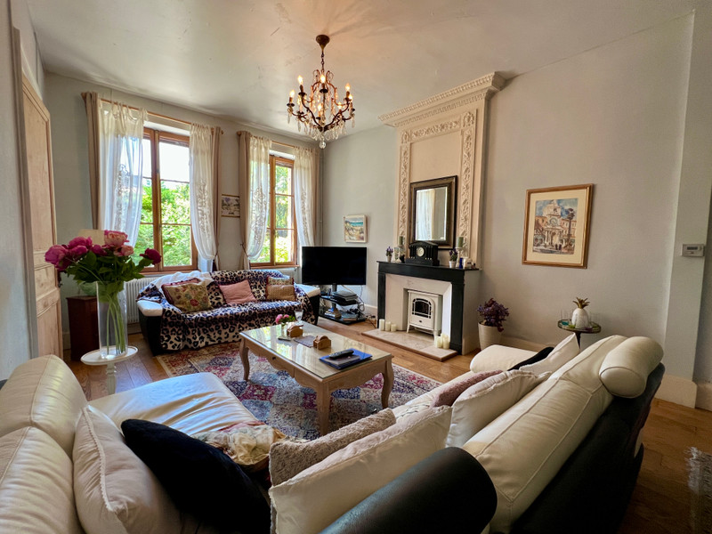 French property for sale in Lauzun, Lot-et-Garonne - €371,000 - photo 4