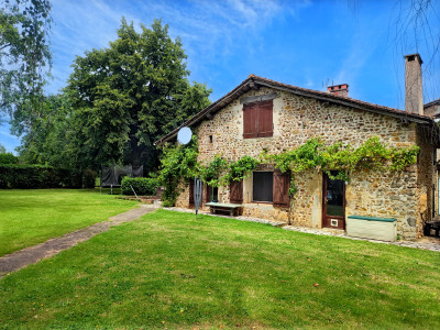 commercial for sale in Charente
