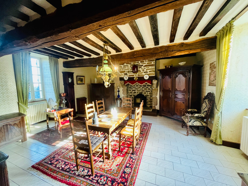 French property for sale in Saint-Cyr-en-Pail, Mayenne - €196,000 - photo 2