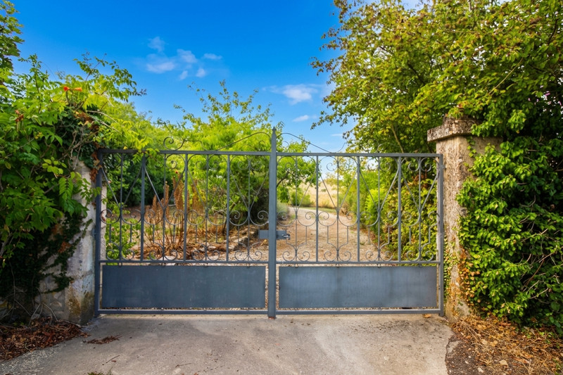 French property for sale in Ligné, Charente - €163,080 - photo 1