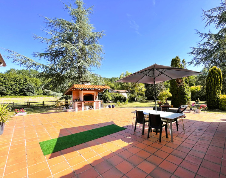 French property for sale in Lansac, Gironde - photo 4