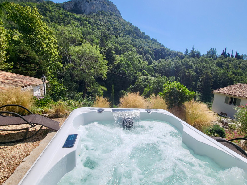French property for sale in Vence, Alpes-Maritimes - €1,995,000 - photo 8