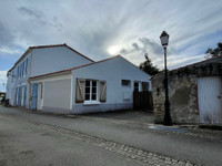 Maison à vendre à Talmont-Saint-Hilaire, Vendée - 150 000 € - photo 2