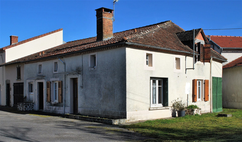 French property for sale in Le Dorat, Haute-Vienne - &#8364;66,600 - photo 2