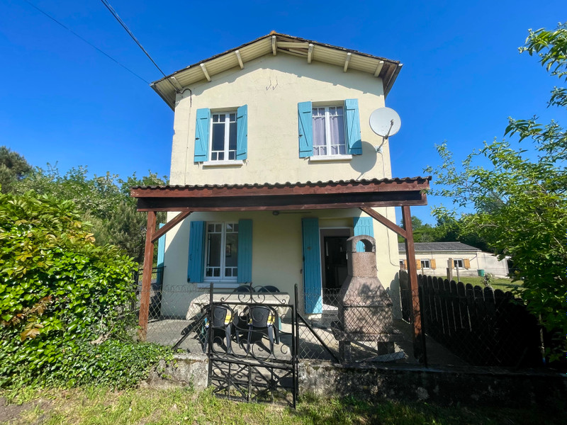 French property for sale in Cercoux, Charente-Maritime - €141,700 - photo 1