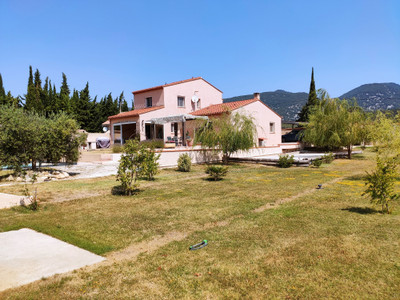 Maison à vendre à Caudiès-de-Fenouillèdes, Pyrénées-Orientales, Languedoc-Roussillon, avec Leggett Immobilier