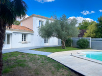 Maison à vendre à Val-de-Bonnieure, Charente - 284.900 € - photo 1