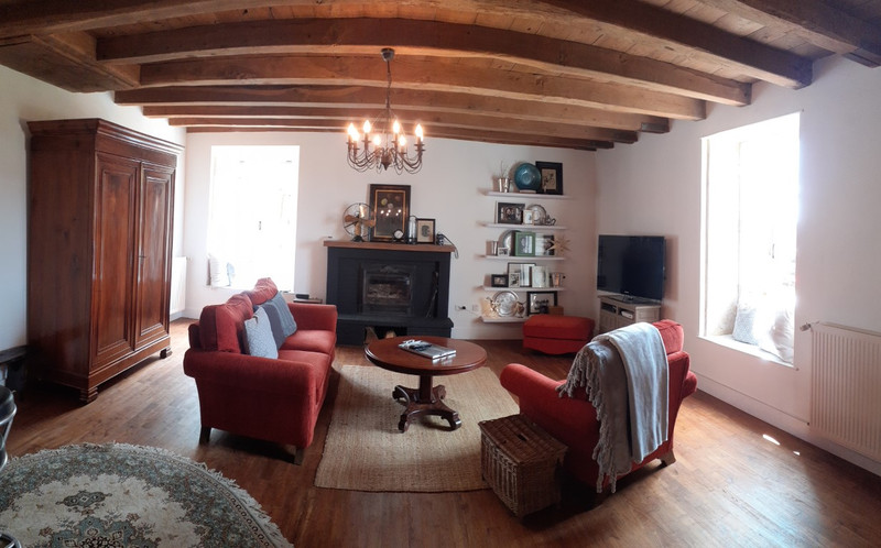 French property for sale in Chatain, Vienne - &#8364;347,500 - photo 6