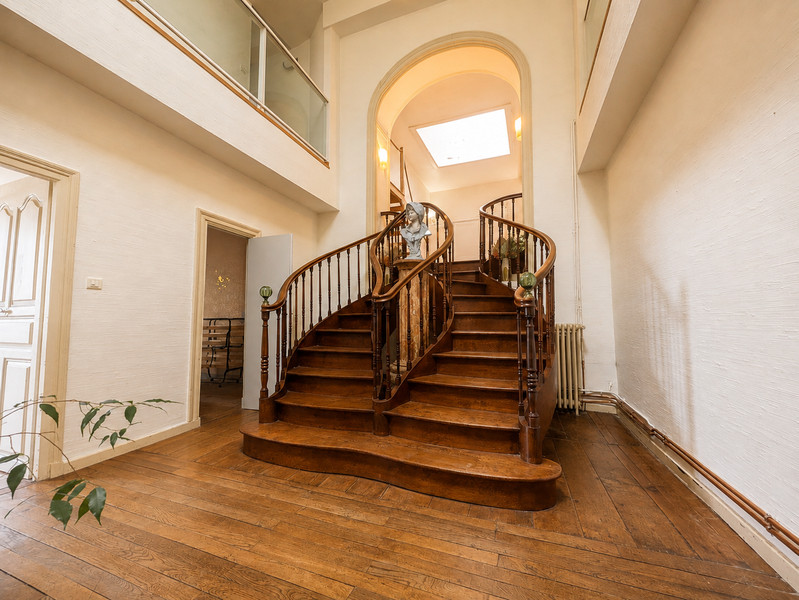 French property for sale in Saint-Maixent-l'École, Deux-Sèvres - €395,200 - photo 1