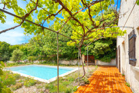 Propriété à vendre à Saint-Saturnin-lès-Apt, Vaucluse - 445 000 € - photo n°12