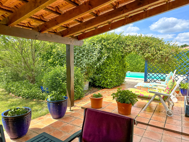 French property for sale in Vervant, Charente-Maritime - €270,000 - photo 1