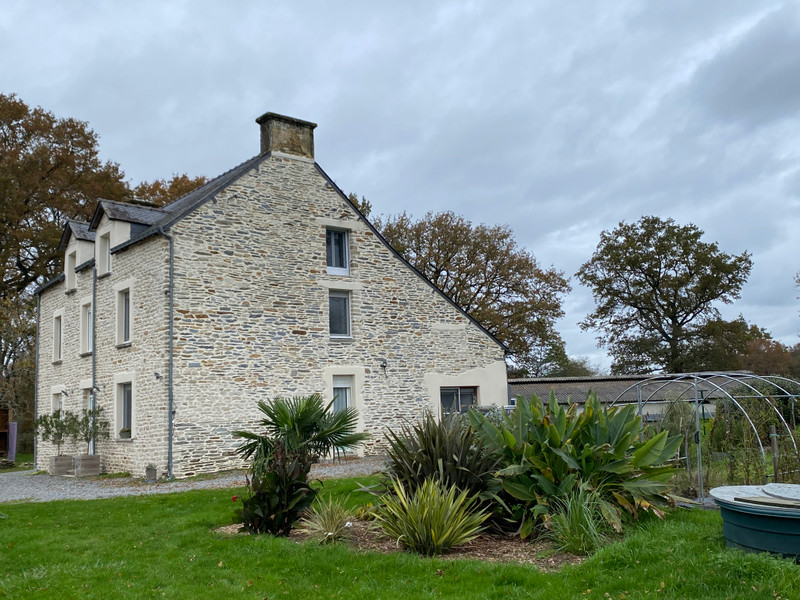 House for sale in Malestroit Morbihan Beautiful property close to Malestroit. Perfect for a