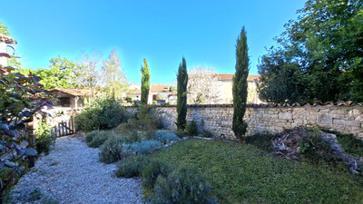 French property for sale in Rouillac, Charente - €124,900 - photo 1