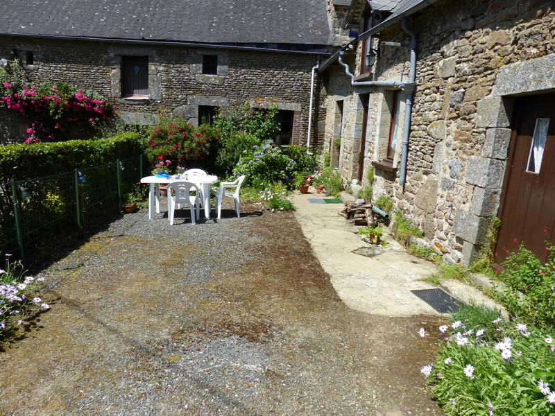 French property for sale in Gomené, Côtes-d'Armor - &#8364;66,000 - photo 9