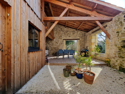 French property for sale in Beautiran, Gironde - €425,000 - photo 8