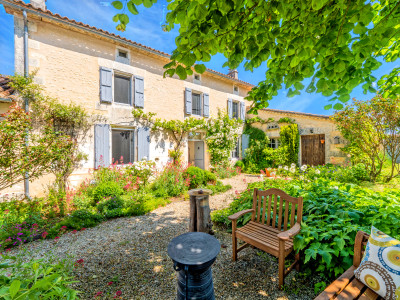 Maison à vendre à Angoulême, Charente, Poitou-Charentes, avec Leggett Immobilier