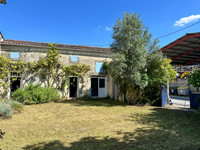 Maison à vendre à Bresdon, Charente-Maritime - 149.990 € - photo 2