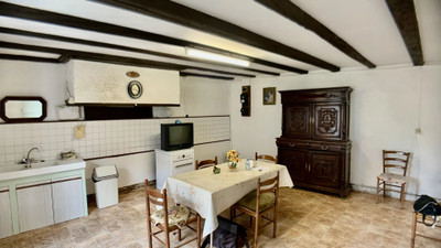 French property for sale in Saint-Léomer, Vienne - €55,000 - photo 3